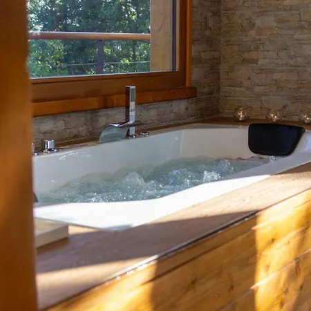 Casantica Agriresort -suites & Casa Sull'albero منتجع