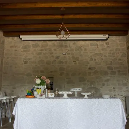 منتجع Casantica Agriresort -suites & Casa Sull'albero Circello