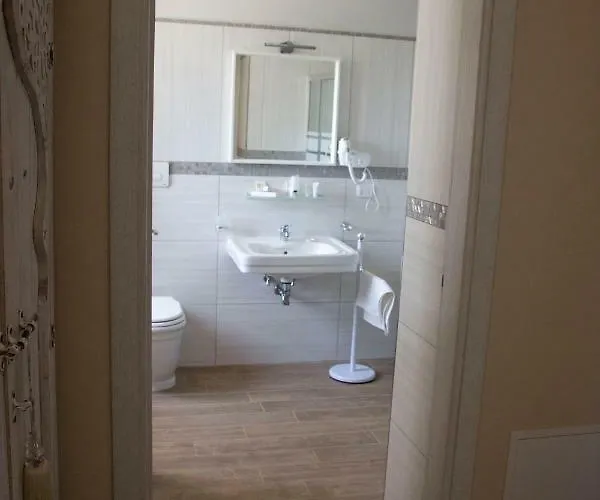 אתר נופש Casantica Agriresort -suites & Casa Sull'albero Circello